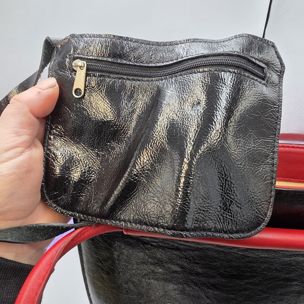 Vintage Amankai Black Leather Tote Red Handles Excellent Cond Attached Pouch - Picture 8 of 9